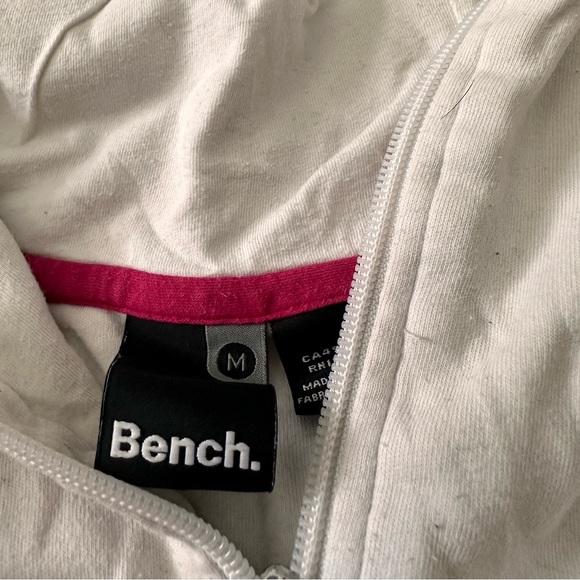 Bench zip up sweater. Size medium - Picture 2 of 4